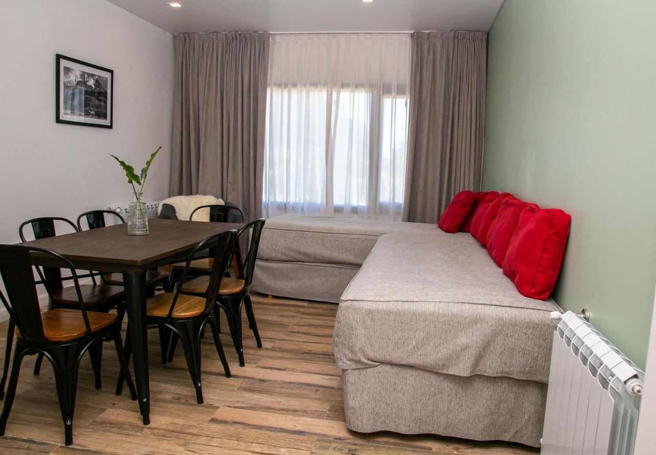 Senderos Aparts & Suites El Chalten Esterno foto
