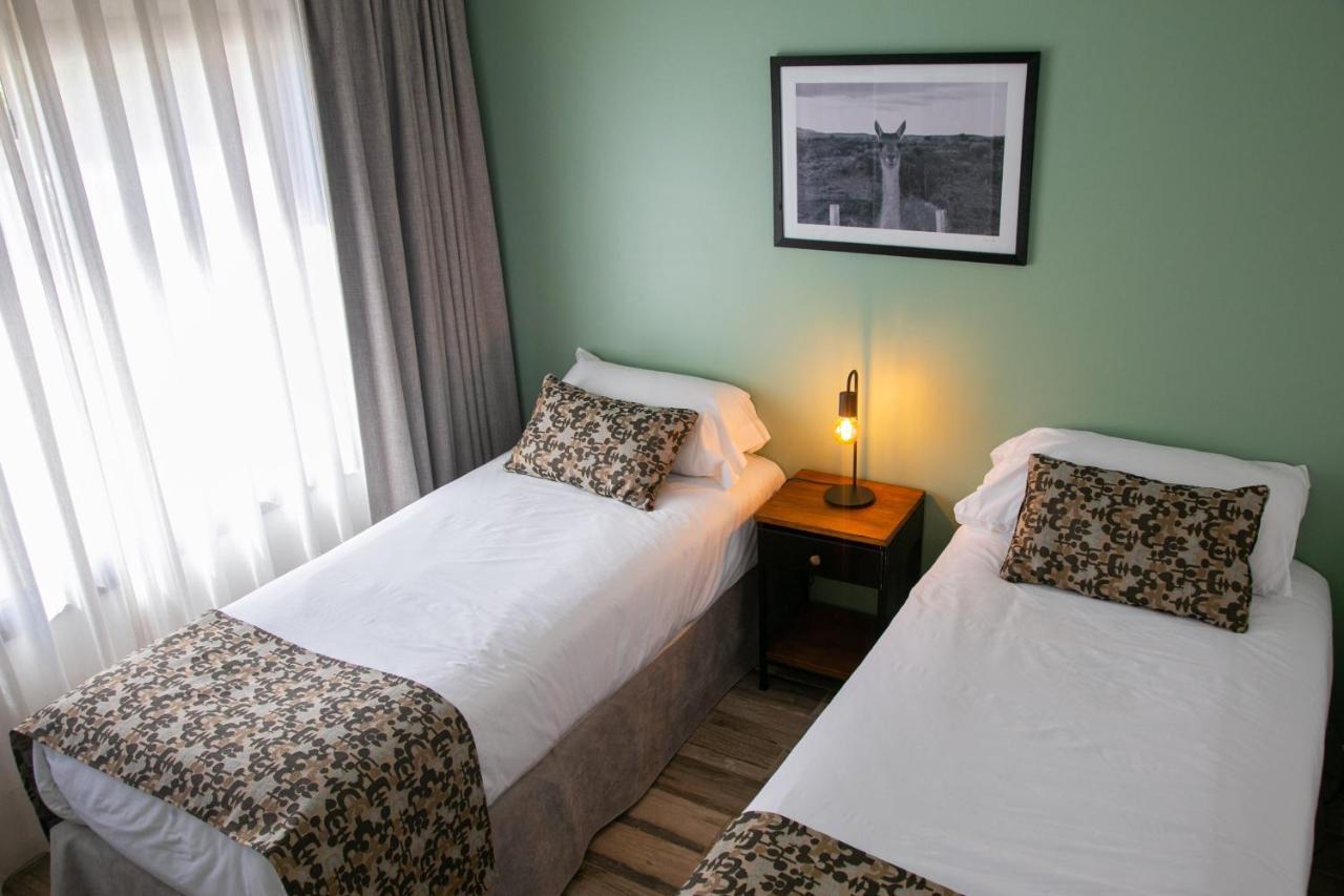 Senderos Aparts & Suites El Chalten Esterno foto