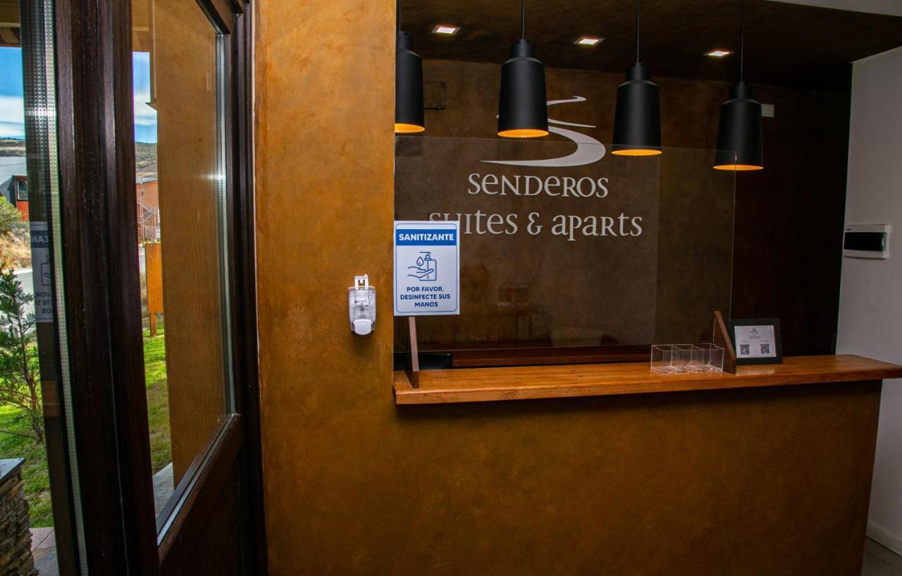 Senderos Aparts & Suites El Chalten Esterno foto