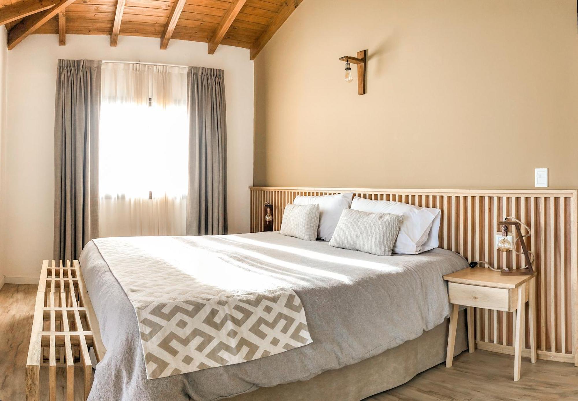Senderos Aparts & Suites El Chalten Esterno foto
